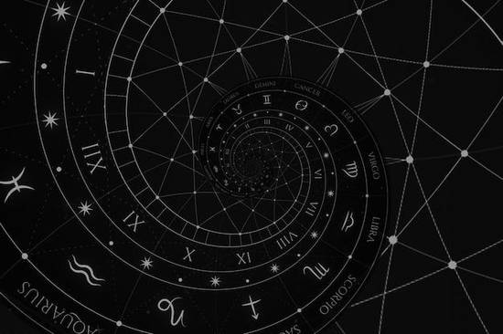 84年数鼠的2021今天运势：1984年属鼠人士2021事业财富情感大揭秘